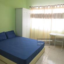 Suriamas Condominium @ Bandar Sunway 4 Bedroom Unit for Sale
