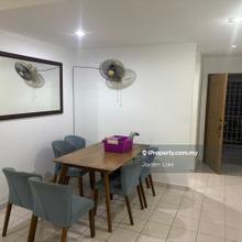 Prima tiara 2, 3 bedrooms 2bathrooms partially furnished for sale