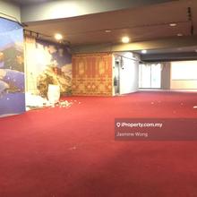 Corner shop/office  bandar puteri puchong for rent