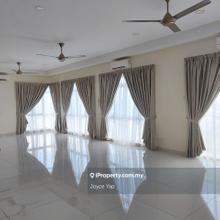 Big unit spacious layout for sale! good condition!
