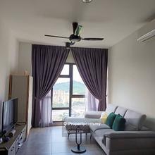 Well keep corner unit, nice unit no, facing gasing view & freehold