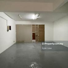 Shoplot for sale 