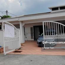 Corner 1.5 storey land Size 3120sf