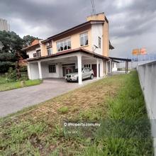 Freehold Well Maintained 2 Storey Semi-D @ OUG