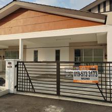 Rumah baru siap untuk disewa