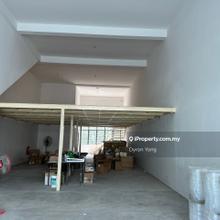 Ground floor shoplot for rent