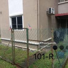 Cheapest unit ready in akasia apartment (bandar botanic) rm1200 only!