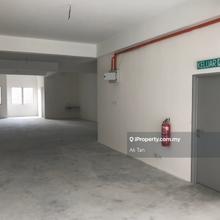 Upper level shop for rent at rm1k only