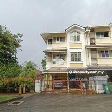 Terrace house for Sale