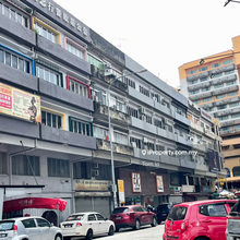 3 Storey Shop Facing Main Road 