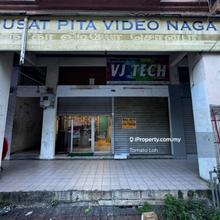 Park Avenue @ Taman Tampoi Indah Shoplot (Good Location) For Sale