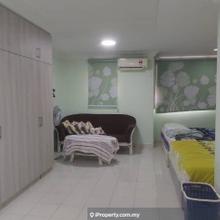 Laman rimbunan 2.5 storey ,fadason villa,Areca residence kepong