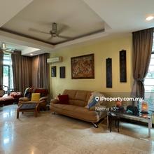 Well Maintained Bungalow House in Prime Area
