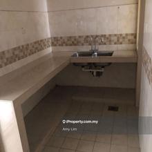 Puteri Bayu Condo P/F Bandar Puteri Puchong 3r2b 2 Parking freehold