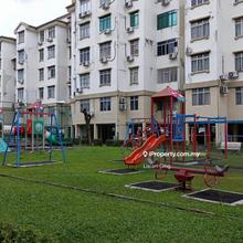 Apartment Goodyear Court 7 for sale near LRT Convenient location