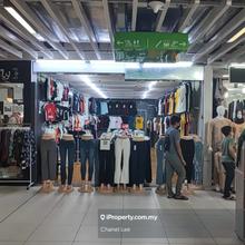Retail space for Sale