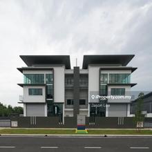 Kota Puteri 3 Storey Semi-d Factory, Nouvelle, Ijok.