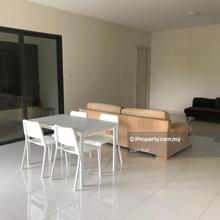 Low Rise Unit With 3 Carpark Lot
