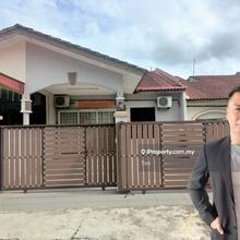 Full Loan Available. Freehold Reno House. Welcome Viewing & Discuss