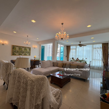 Mont kiara kiara 9 good condition and spacious balcony for sale