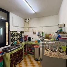 Taman cempaka flat tampoi 