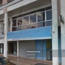 3 Storey Shop Lot For Sell at Putatan Court, Phase 2