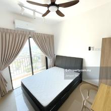 Fully Furnished Balcony Room, Ready to Move In! 1 Min Walk to MRT