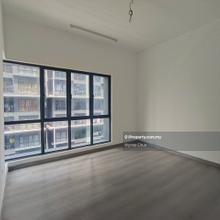 Unused Cheap Unit, High Floor at Holmes2