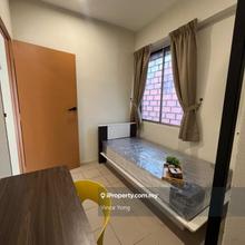 Zero Depo Offer Co-Living Room for Rent near Petaling Street