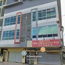 Taman Bukit Indah, Shoplot