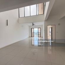 Duplex Penthouse, Senzville Corner unit, 4 Carpark lots, Sungai Ara