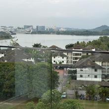 Breathtaking lake view unit in cyberjaya, 3room 2bath must view 