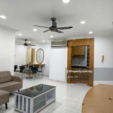 Datin Halimah @ Larkin / Good Condition / Renovated / Near Ciq / 3bed