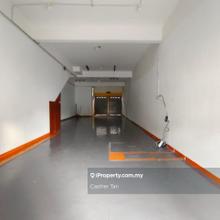 Good Location and Cheap Rent, Ground Floor Shoplot at Seri Jaromas 3k!