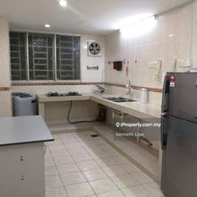 Jati Selatan Apartment, 826sf, 3room, 3 Cover Carpark