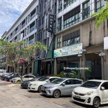 5sty End Lot Shop Freehold with Lift For Sale
