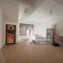 Pusat Perdagangan Seri Kembangan Shop for Rent-Ground Floor,Olive Hill