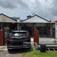 Single storey house for rent at ss 12 subang jaya.