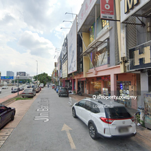 22x70 Sqft, 3 Storey Shop, Facing Main Road,  Dolomite, Batu Cave 