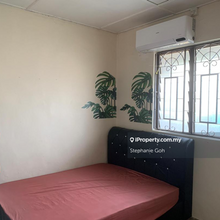 Tun Aminah Flat