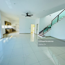 2 Storey Clover Garden Residence