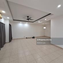 Bandar Puteri Puchong 2 sty semi furnished newly refurbished for Rent