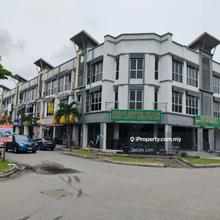 Three storey corner shop for sale Klang sentral Aman Perdana Klang 