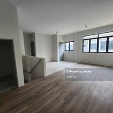 Cheap Kensho Townhouse Upper Unit For Rent
