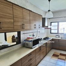 Non Bumi Unit, Greenery View, 2 Car Parks, Corner Unit, Kota Damansara