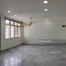 Corner lot, swimming pool view, 2 basement car park