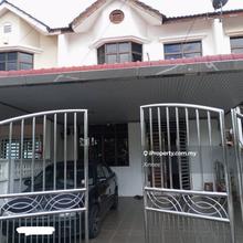 Best Unit Double Storey Terrace 2000sf Partly Furnished With Back Yard