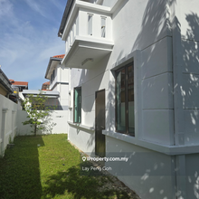 For sales aman perdana bungalow corner lot
