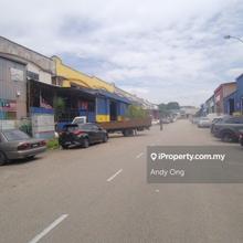 Taman Sri Yacob, Skudai, Factory