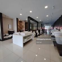 ROI 5.4% -Facing Main Road -Freehold -Non-Bumi -Intermediate